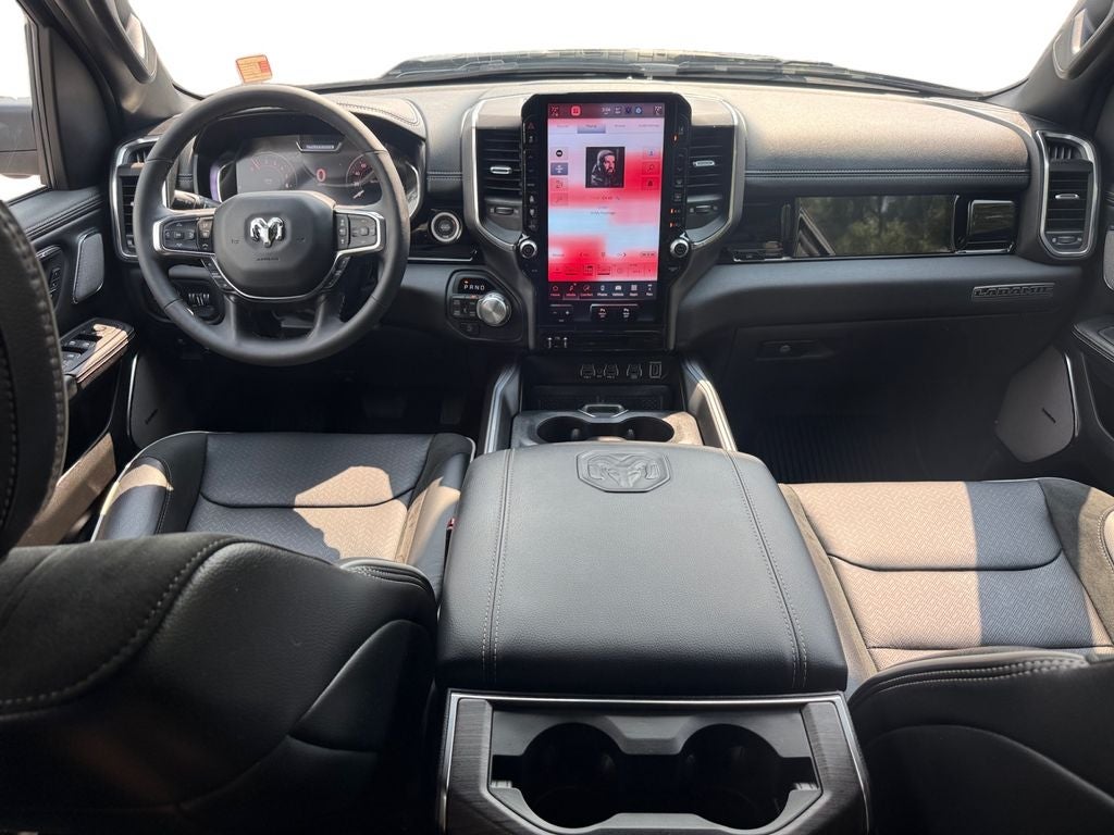 2025 RAM 1500 Laramie Crew Cab 4x4 5'7' Box