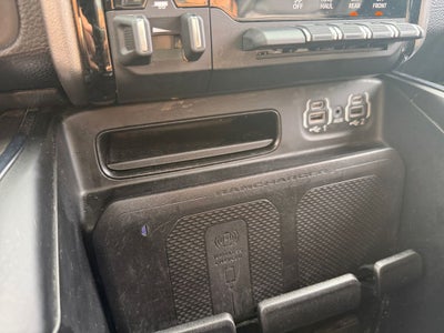 2024 RAM 1500 Laramie Crew Cab 4x4 5'7' Box