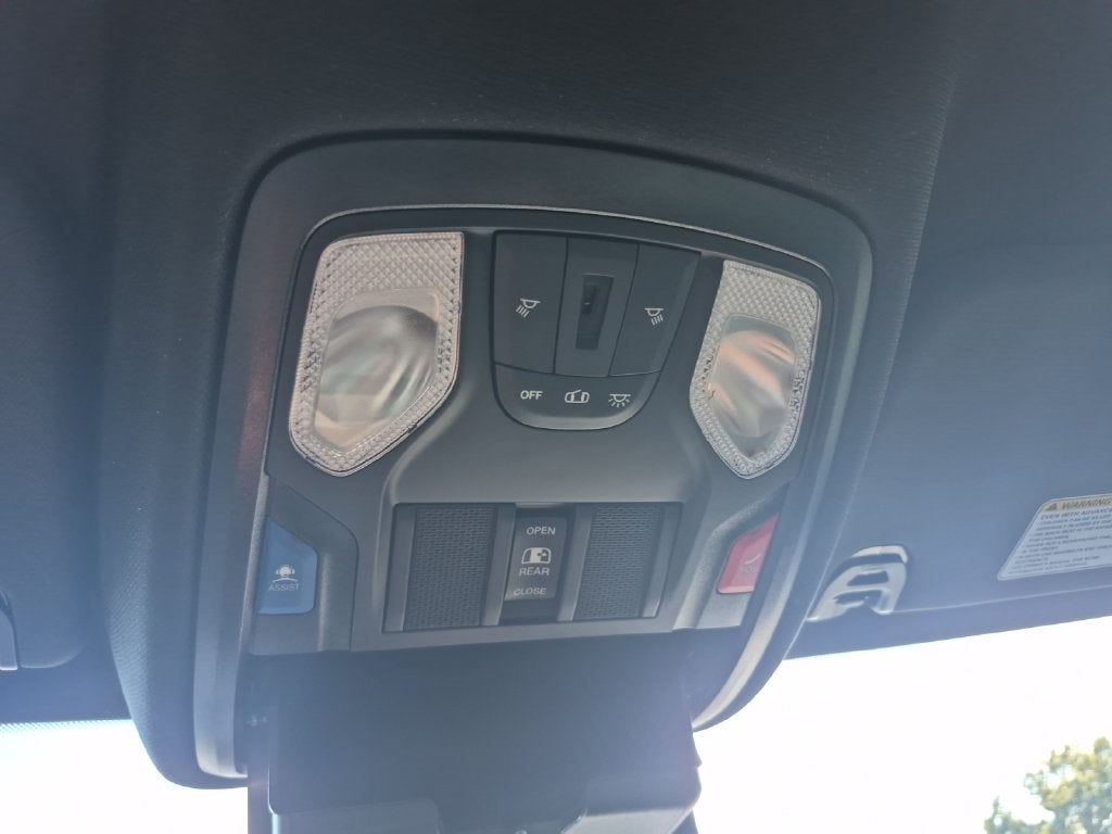 2023 RAM 1500 Big Horn Crew Cab 4x4 6'4' Box