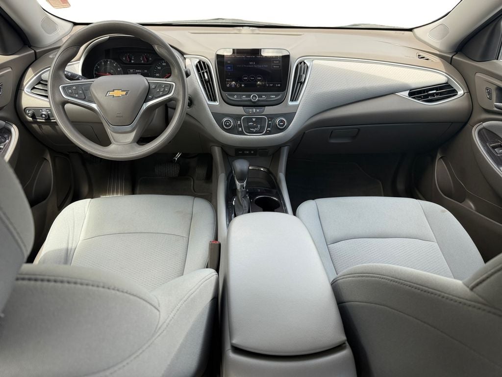 2022 Chevrolet Malibu FWD 1FL