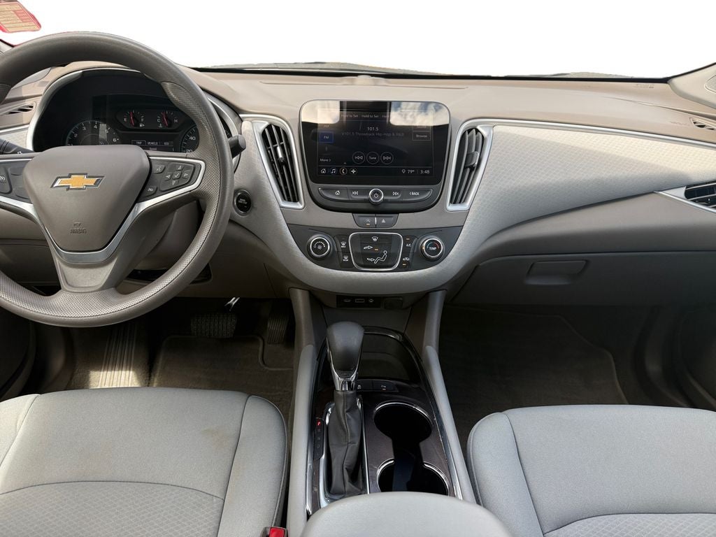 2022 Chevrolet Malibu FWD 1FL