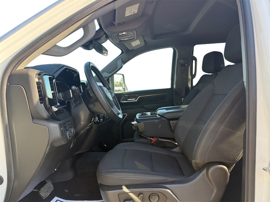 2024 Chevrolet Silverado 2500HD 4WD Crew Cab Standard Bed LT