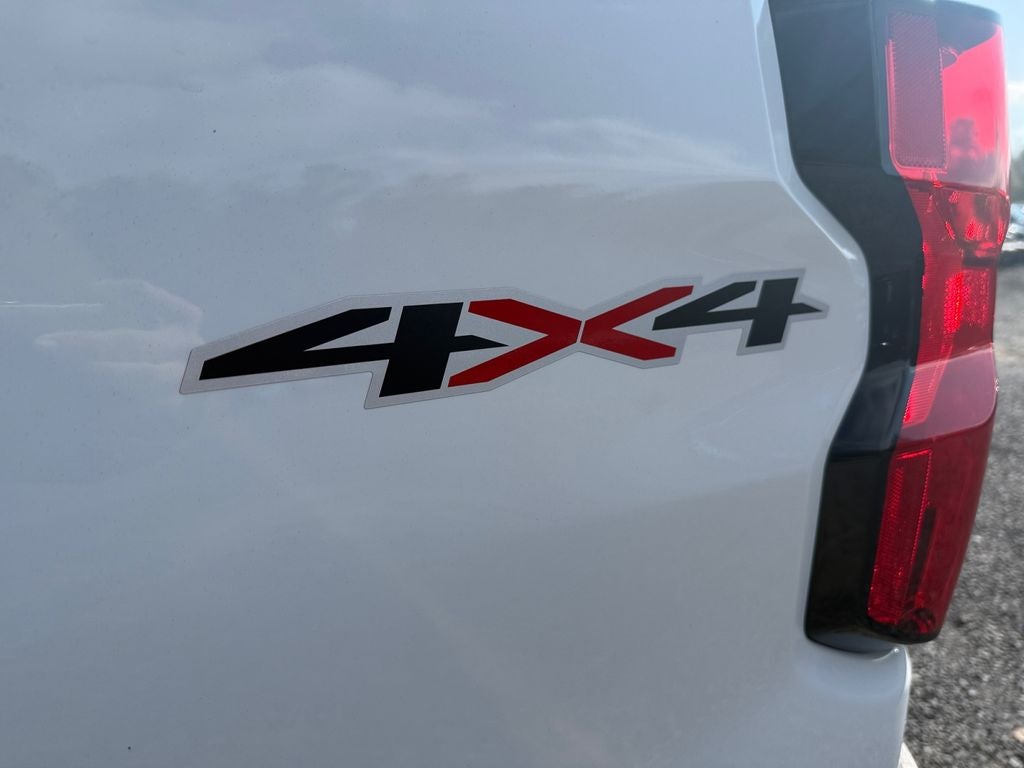 2024 Chevrolet Colorado 4WD WT