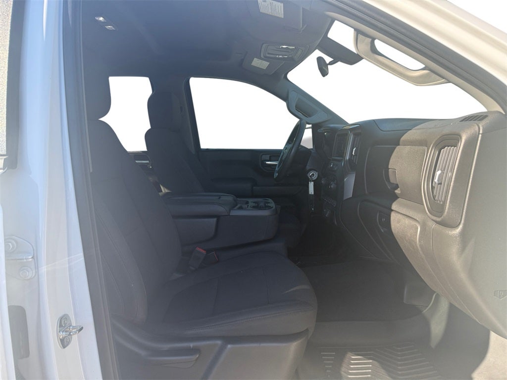 2020 Chevrolet Silverado 1500 2WD Double Cab Standard Bed Custom