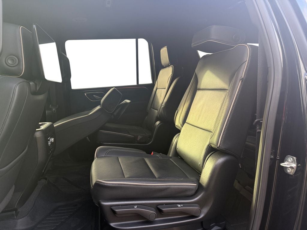 2024 GMC Yukon XL 4WD SLT