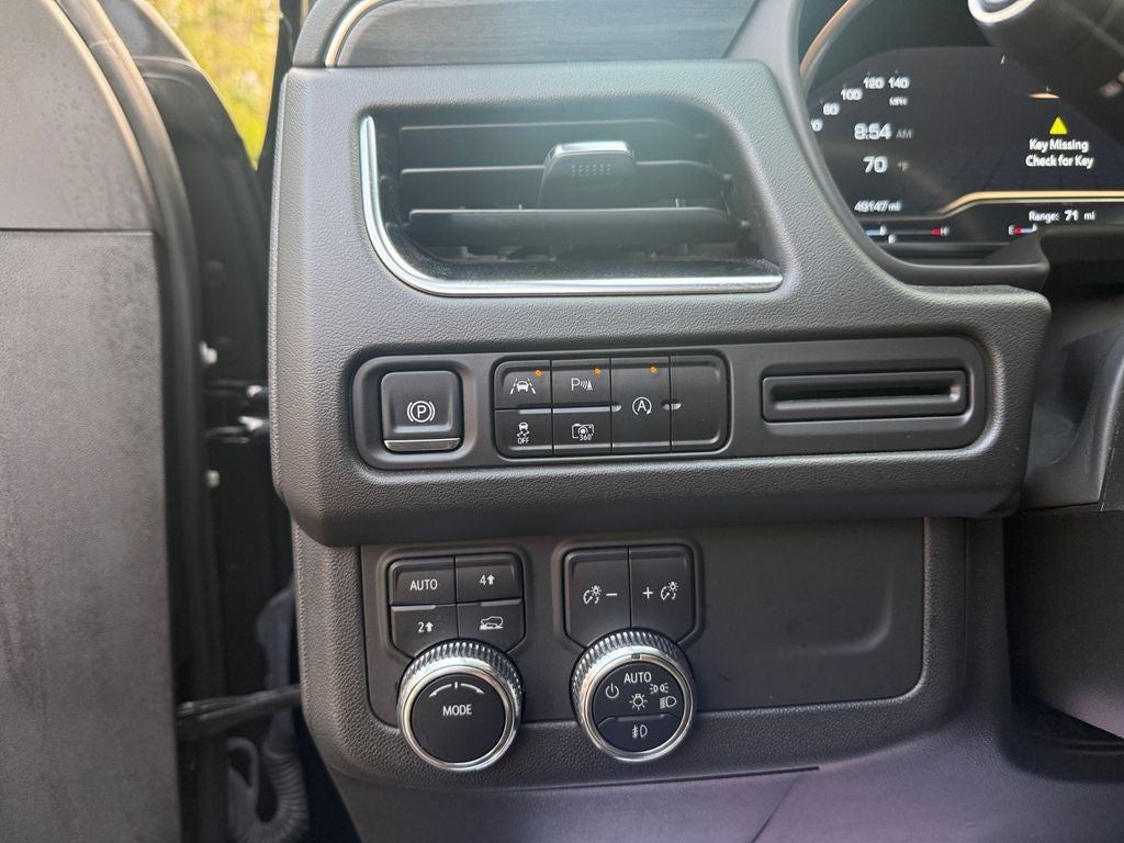 2024 GMC Yukon XL 4WD SLT