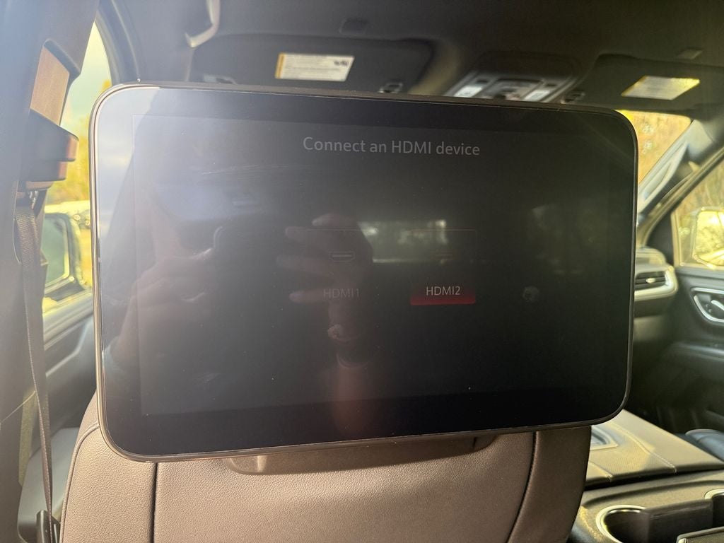 2024 GMC Yukon XL 4WD SLT