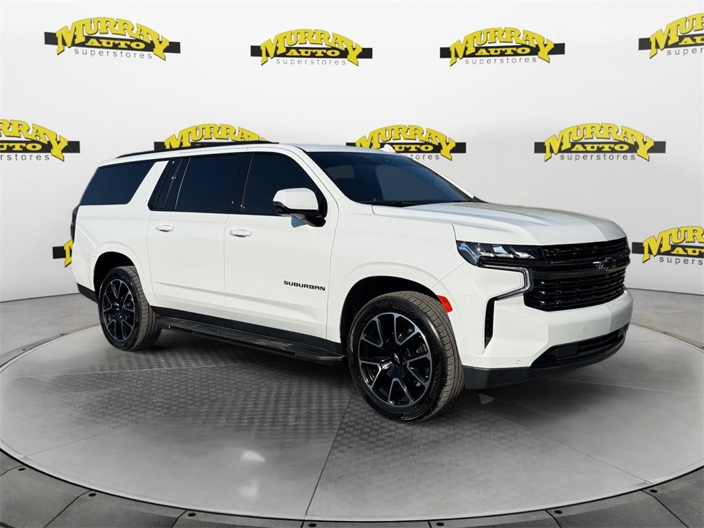 2022 Chevrolet Suburban 4WD RST