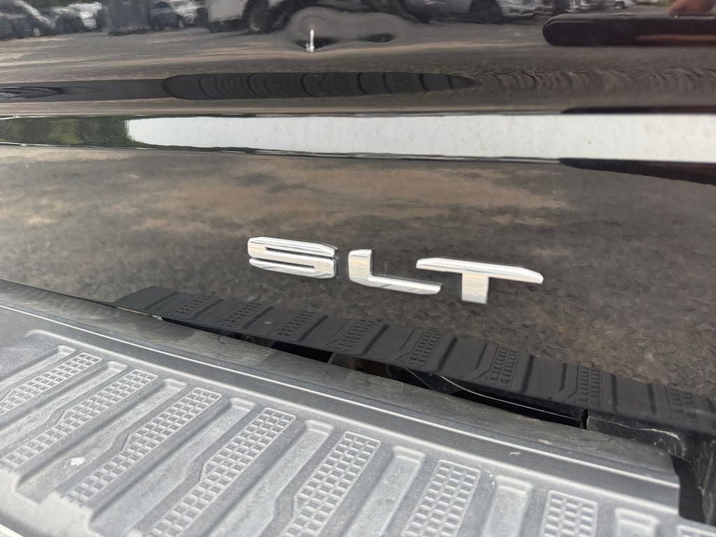2025 GMC Sierra 1500 4WD Crew Cab Short Box SLT