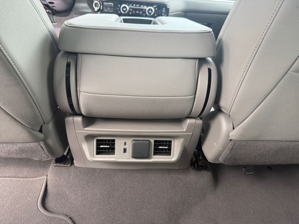 2025 GMC Sierra 1500 4WD Crew Cab Short Box SLT