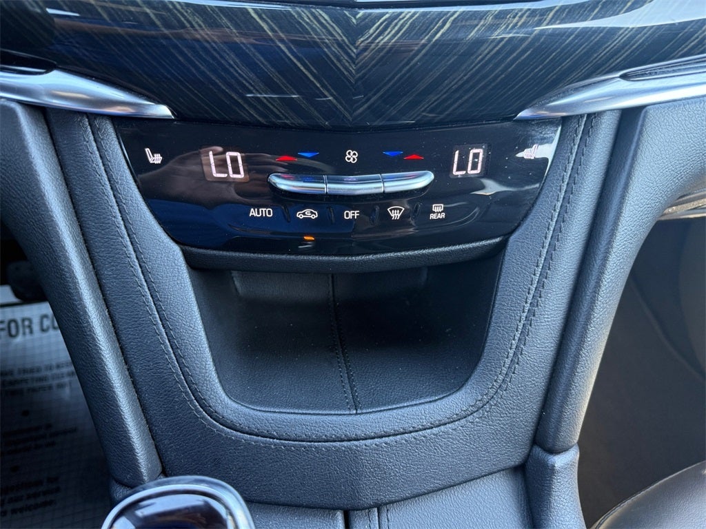 2021 Cadillac XT6 FWD Premium Luxury