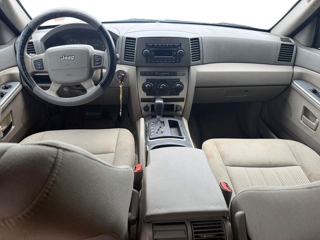 2006 Jeep Grand Cherokee Laredo