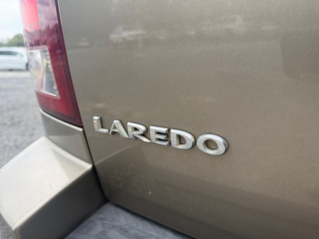 2006 Jeep Grand Cherokee Laredo