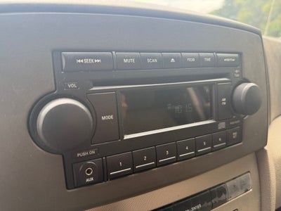 2006 Jeep Grand Cherokee Laredo