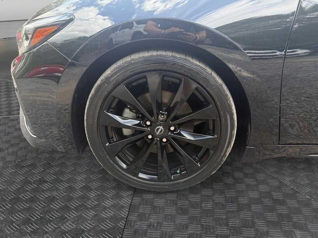 2023 Nissan Maxima SR