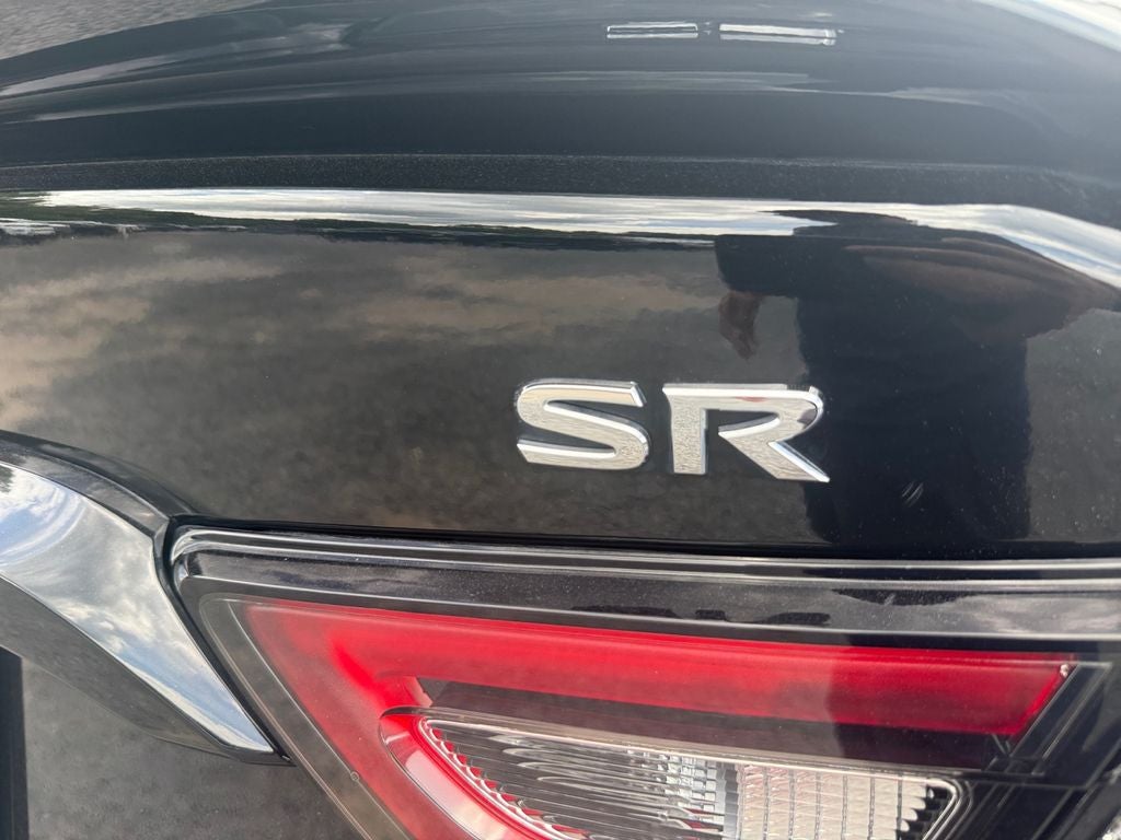 2023 Nissan Maxima SR