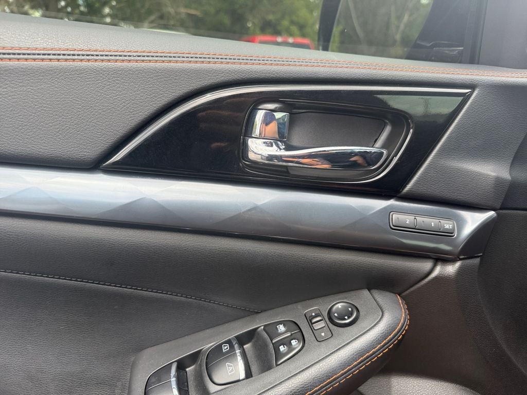 2023 Nissan Maxima SR