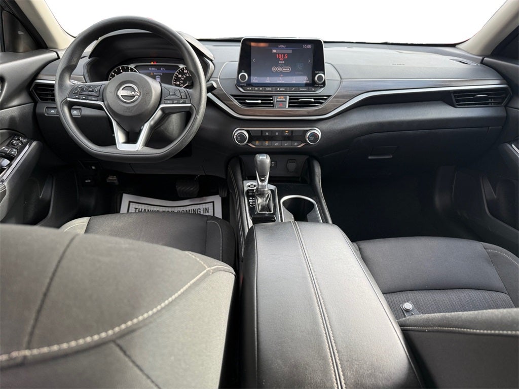 2023 Nissan Altima SV FWD