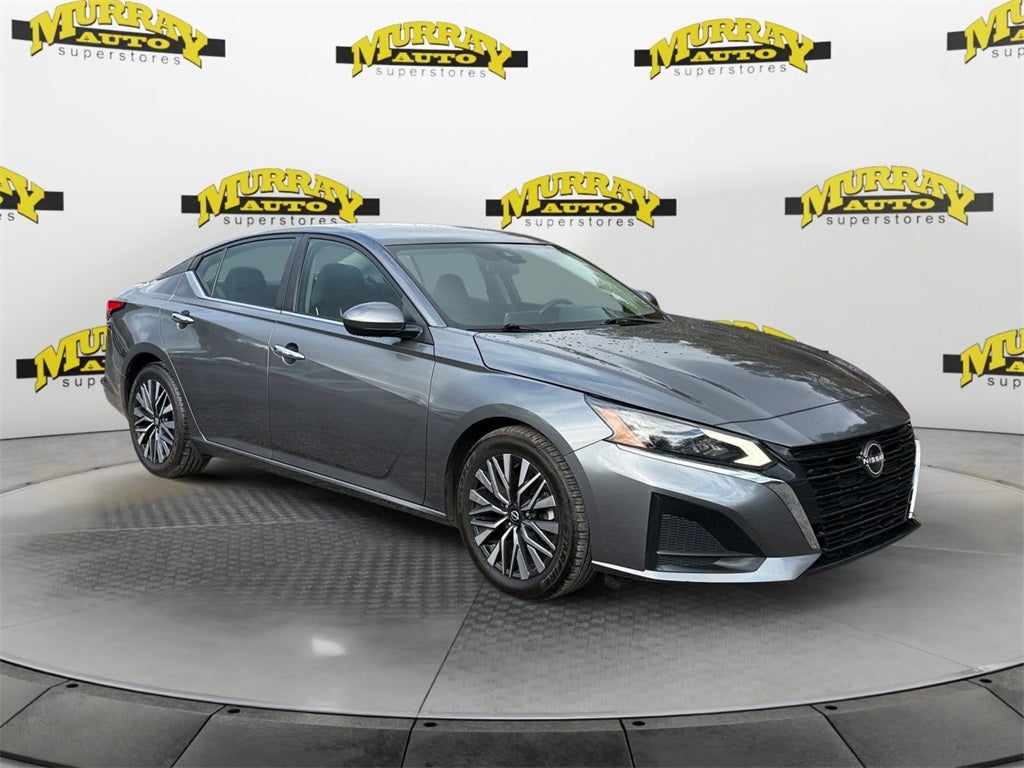 2023 Nissan Altima SV FWD