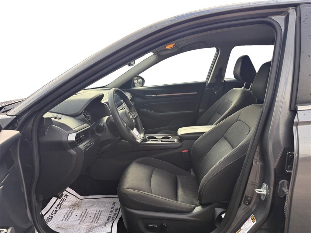 2023 Nissan Altima SV FWD