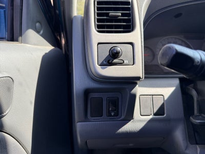 2001 Nissan Frontier SE-V6