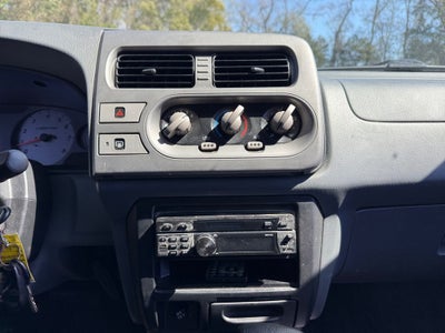 2001 Nissan Frontier SE-V6