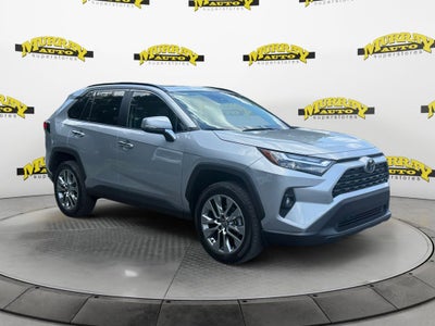 2022 Toyota RAV4 XLE Premium