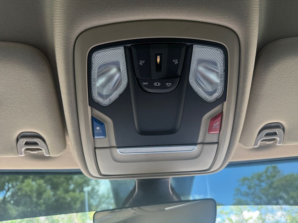 2021 RAM 3500 Big Horn Crew Cab 4x4 8' Box