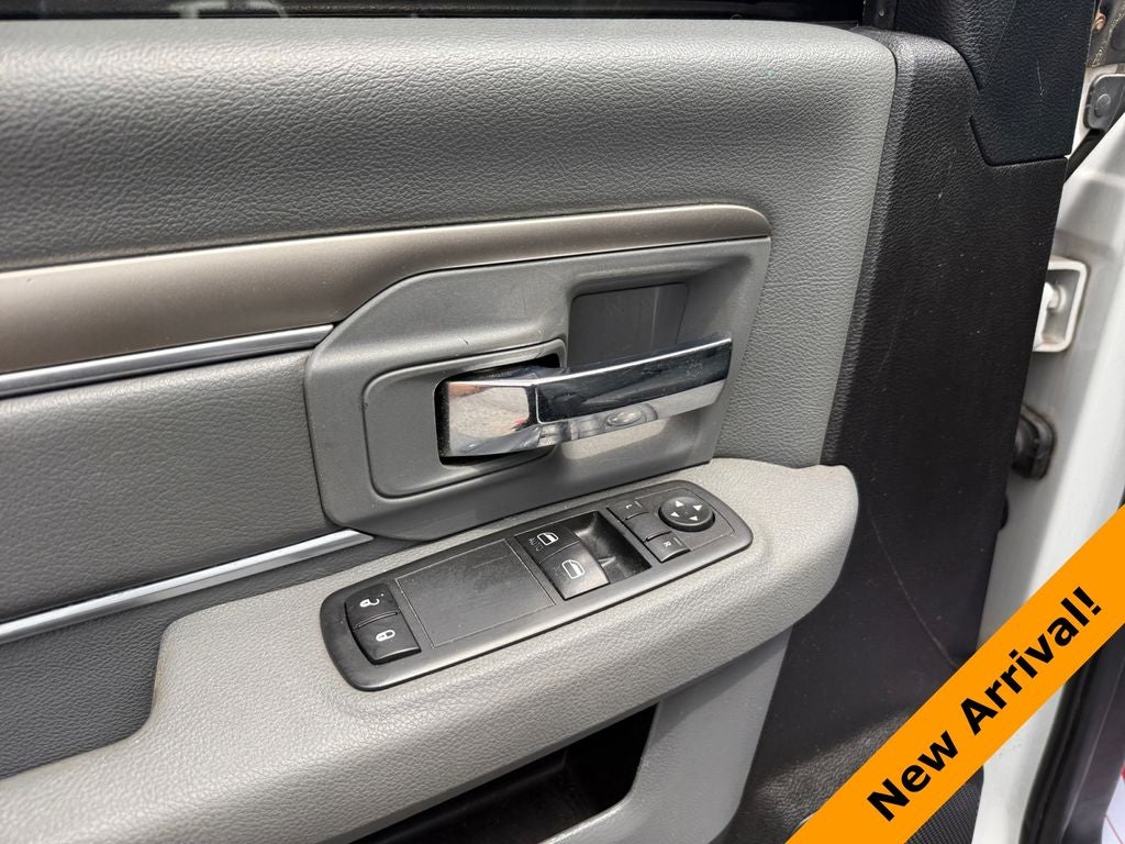 2017 RAM 1500 Tradesman Regular Cab 4x2 6'4' Box