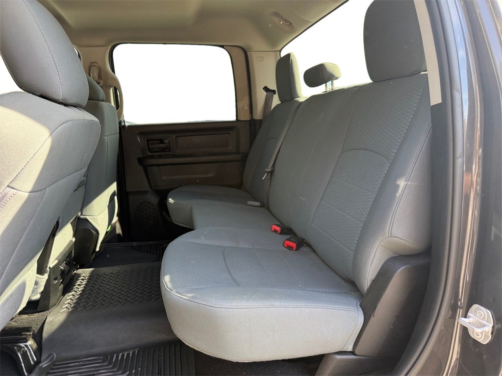 2019 RAM 1500 Classic Tradesman Crew Cab 4x2 5'7' Box