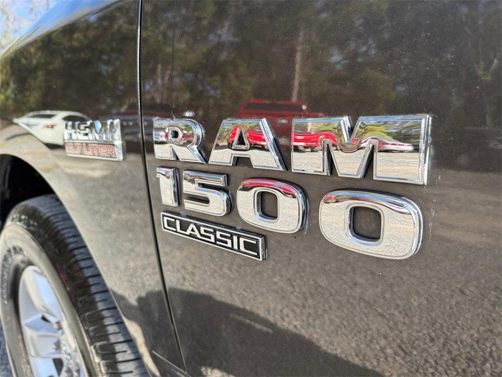 2019 RAM 1500 Classic Tradesman Crew Cab 4x2 5'7' Box