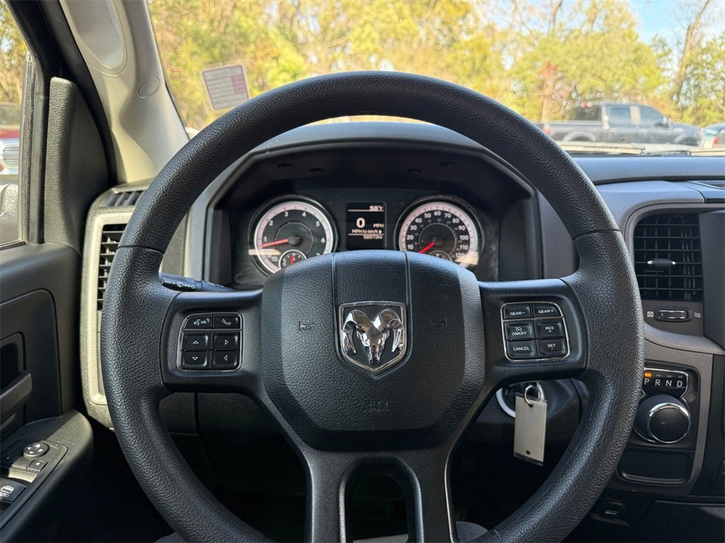 2019 RAM 1500 Classic Tradesman Crew Cab 4x2 5'7' Box