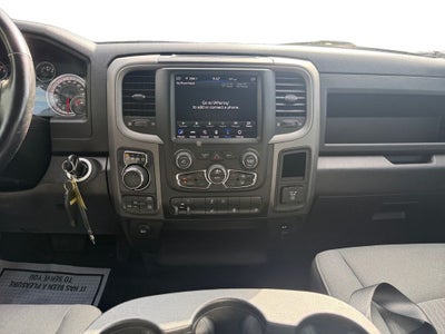 2021 RAM 1500 Classic Tradesman Crew Cab 4x4 5'7' Box