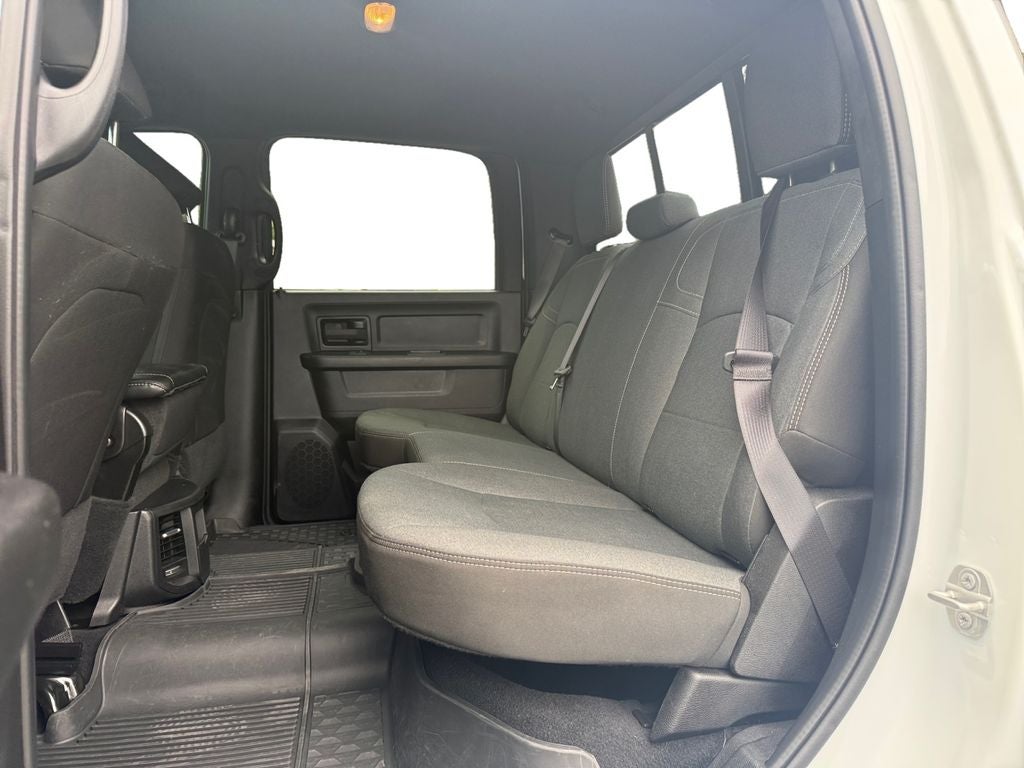 2024 RAM 2500 Tradesman Crew Cab 4x4 6'4' Box