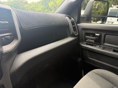 2024 RAM 2500 Tradesman Crew Cab 4x4 6'4' Box