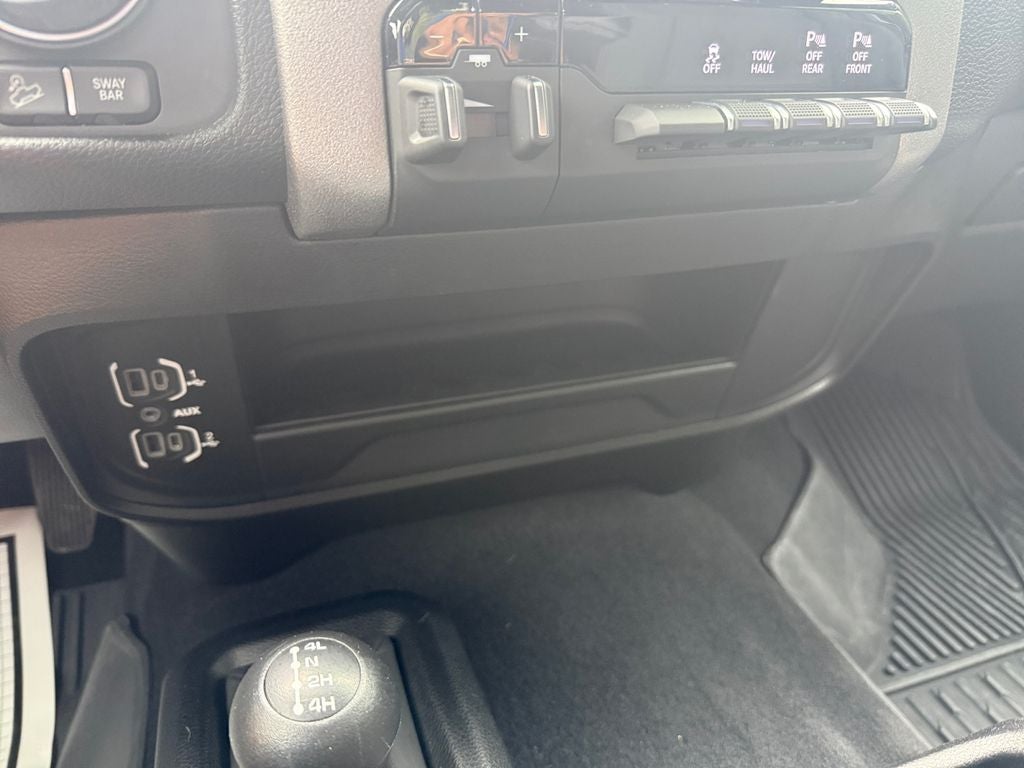 2024 RAM 2500 Tradesman Crew Cab 4x4 6'4' Box