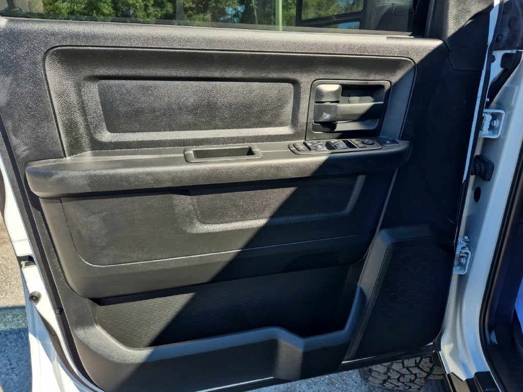 2024 RAM 2500 Tradesman Crew Cab 4x4 6'4' Box