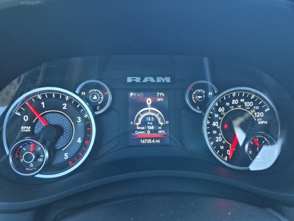 2024 RAM 2500 Tradesman Crew Cab 4x4 6'4' Box