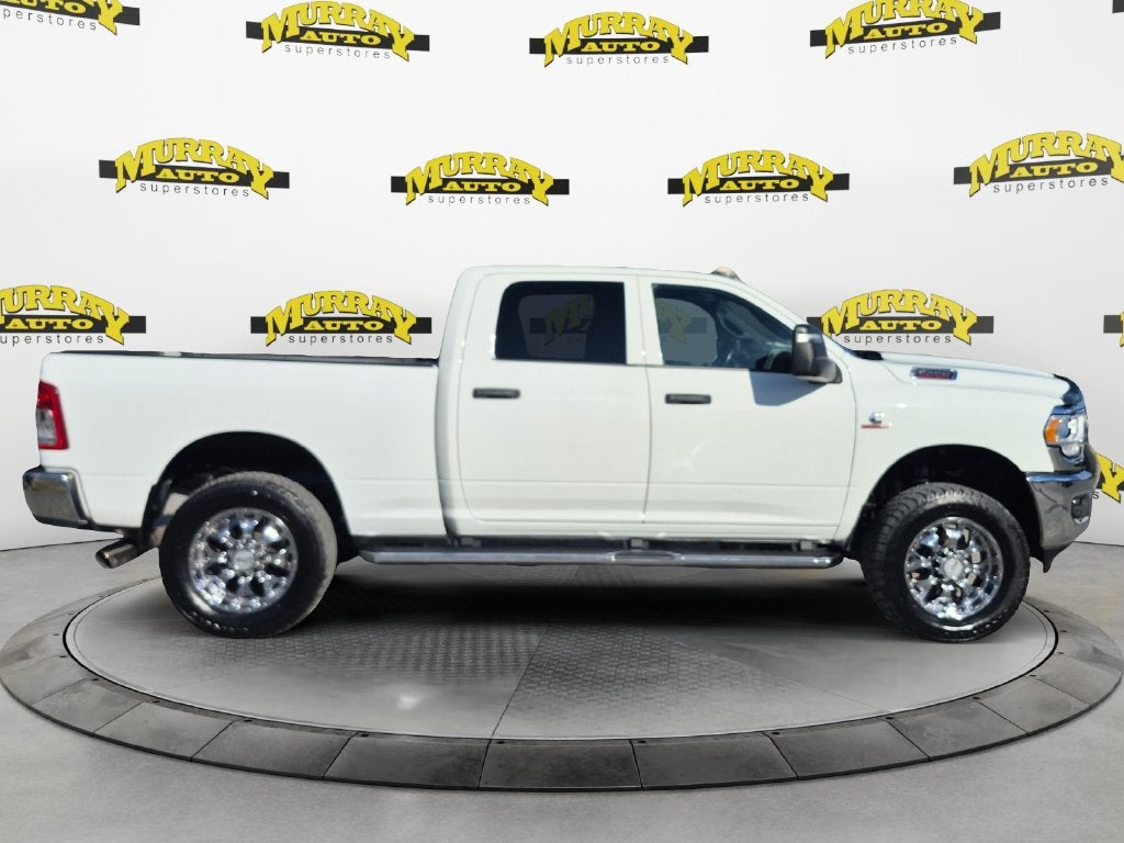 2024 RAM 2500 Tradesman Crew Cab 4x4 6'4' Box