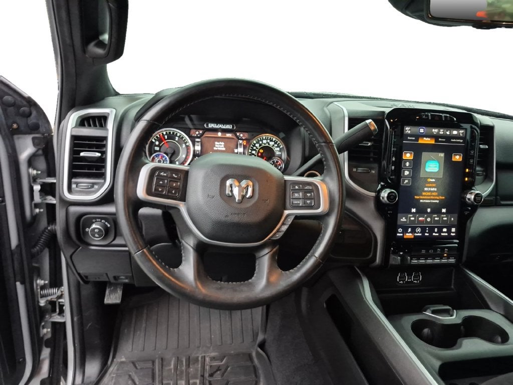 2022 RAM 2500 Big Horn Crew Cab 4x4 6'4' Box