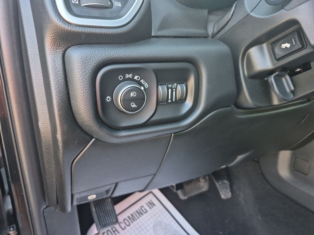 2019 RAM 2500 Big Horn Mega Cab 4x4 6'4' Box