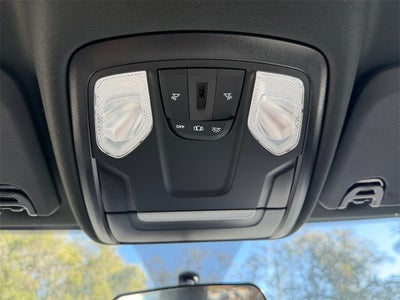 2023 RAM 4500 Chassis Tradesman/SLT