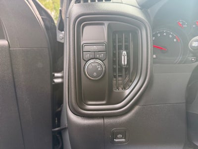 2023 Chevrolet Silverado 1500 2WD Crew Cab Short Bed Custom