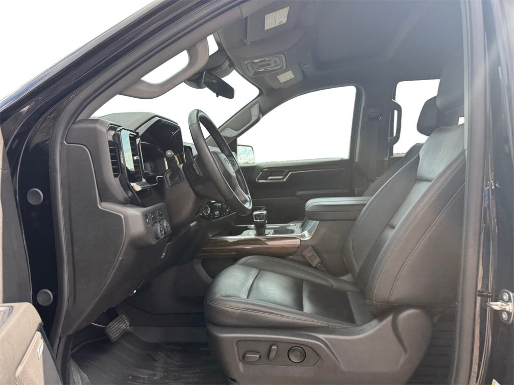 2024 Chevrolet Silverado 1500 4WD Crew Cab Short Bed LT Trail Boss