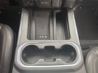 2022 GMC Sierra 1500 Limited 4WD Crew Cab Short Box AT4