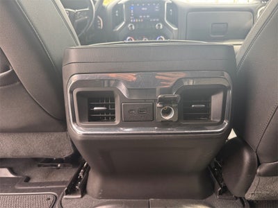 2022 GMC Sierra 1500 Limited 4WD Crew Cab Short Box AT4