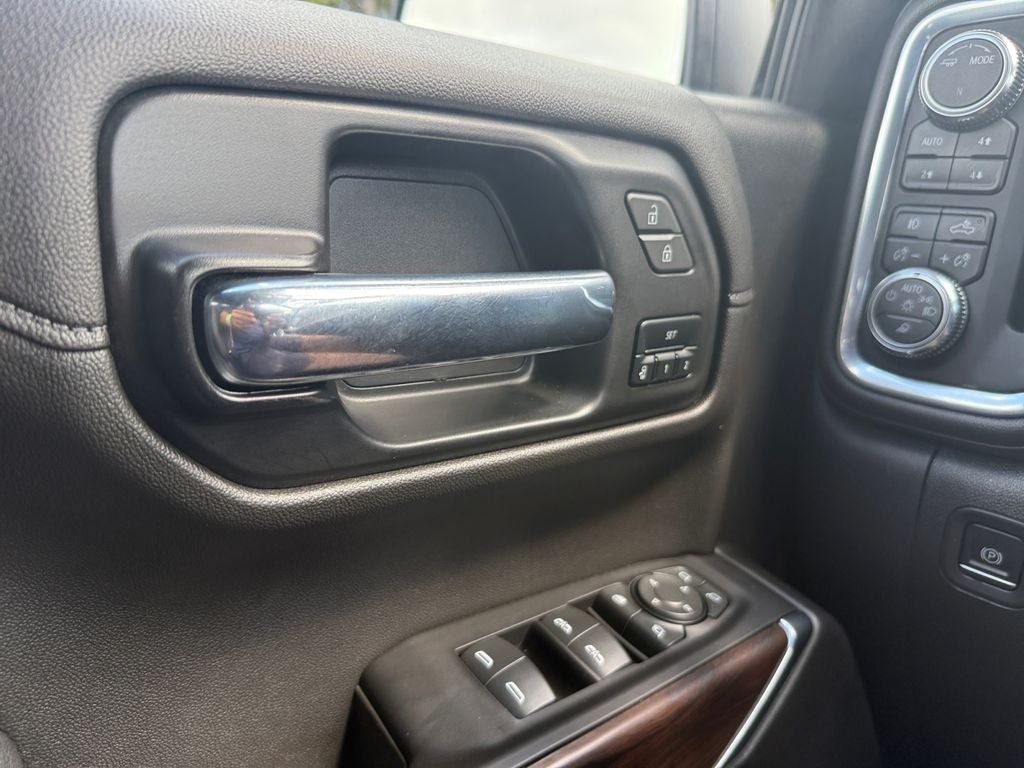 2022 GMC Sierra 1500 Limited 4WD Crew Cab Short Box SLT