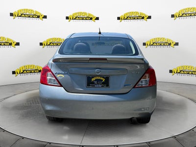 2014 Nissan Versa 1.6 SV