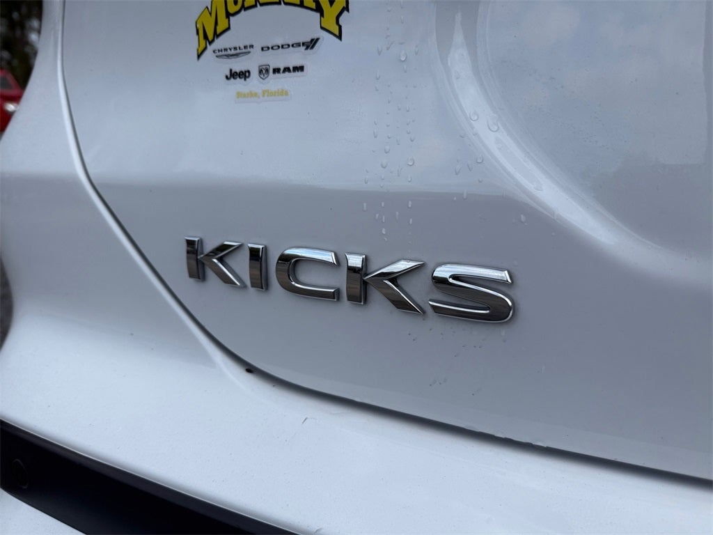 2023 Nissan Kicks S Xtronic CVT