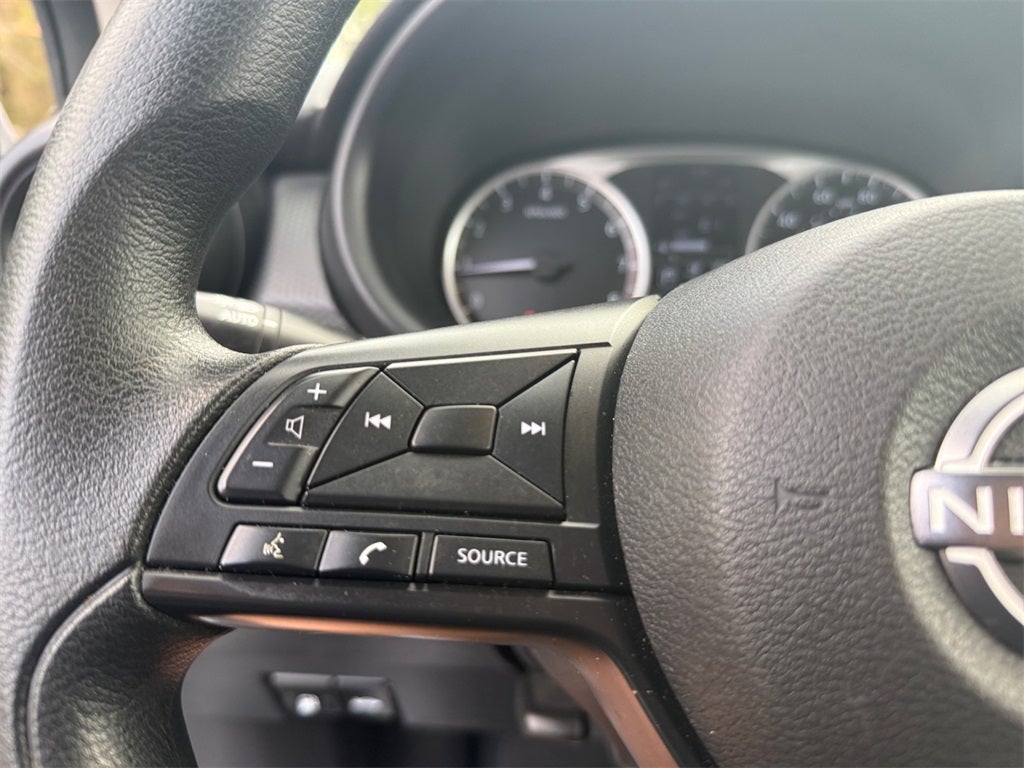 2023 Nissan Kicks S Xtronic CVT